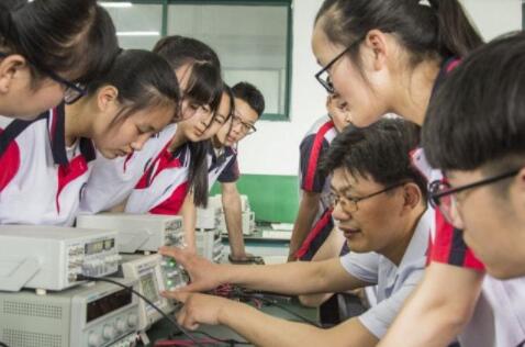 适合男生学习的技校专业？