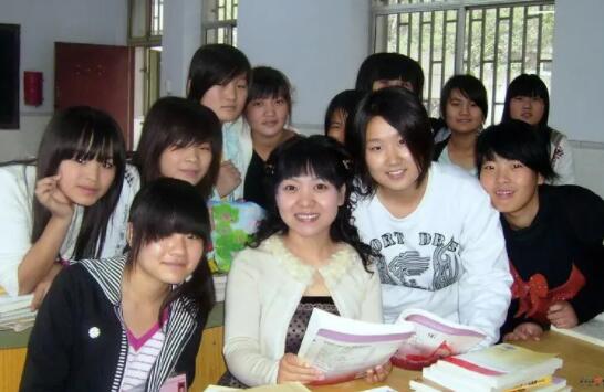 河南宛城区的公办中专院校（宛城区几所完全学校）