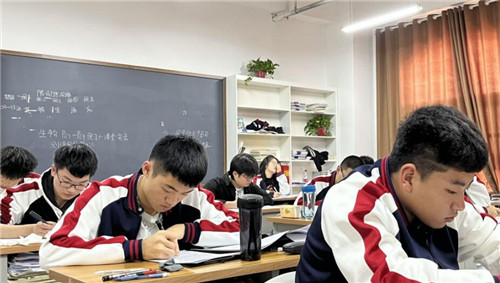 孩子学习很努力，为什么成绩提高不上去？