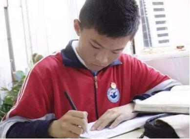 如果你真想上个好学校，写作业听歌这种事一次都别做